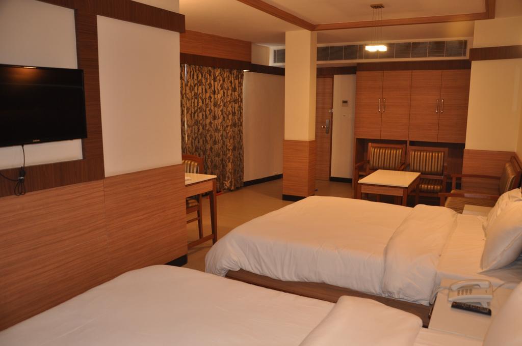 Hotel Sms Grand Inn Vellore Room photo