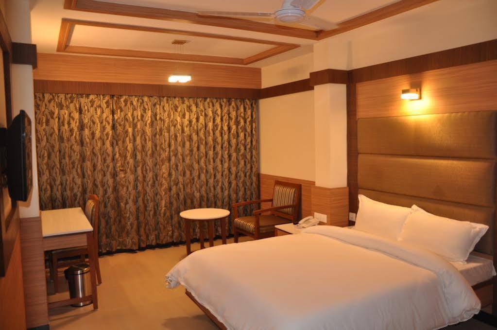 Hotel Sms Grand Inn Vellore Exterior photo
